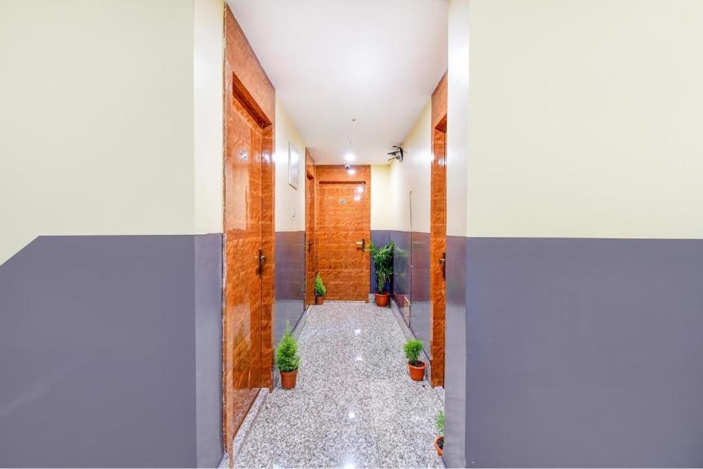 Hotel Aqua Tulip Kolkata Exterior photo